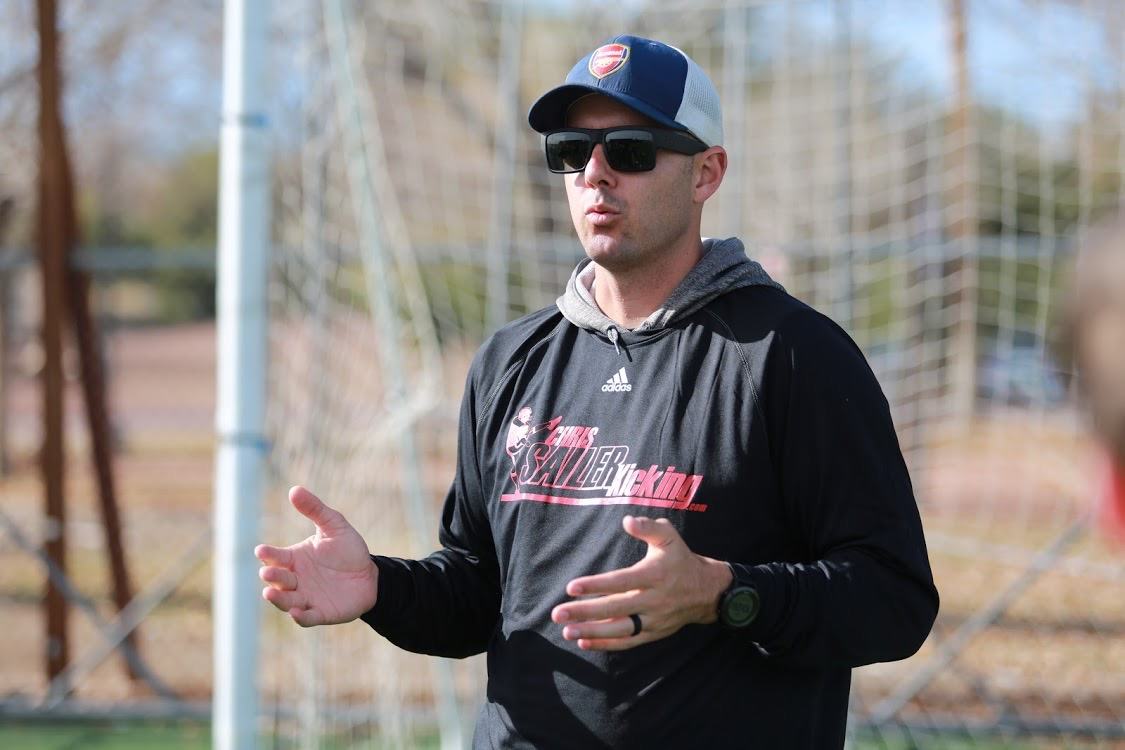 Chris Sailer Kicking Featured Instructor - Aaron Perez